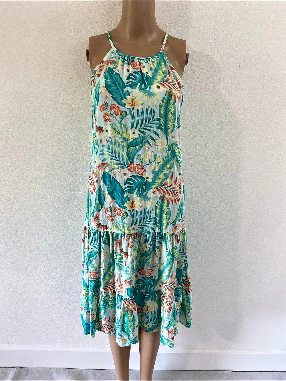SO Floral Tiered Midi Dress in Blue & White Size XL Like New